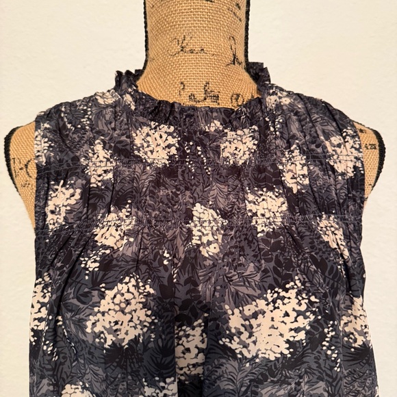 Joie Sleeveless Black Print Top Medium - Picture 2 of 11